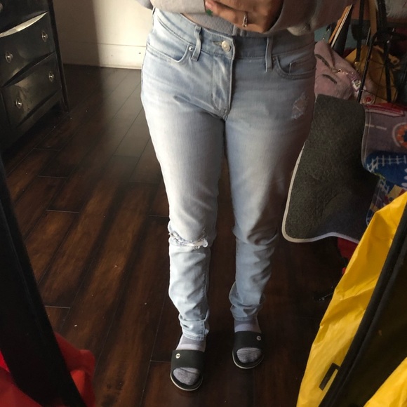 Levi skinny’s!! - Picture 2 of 2